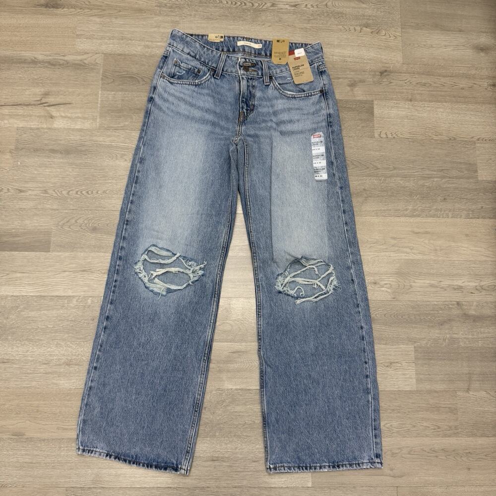 Levis Superlow Loose Jeans Womens 28x32 NWT Light Wash Distressed Wide Leg